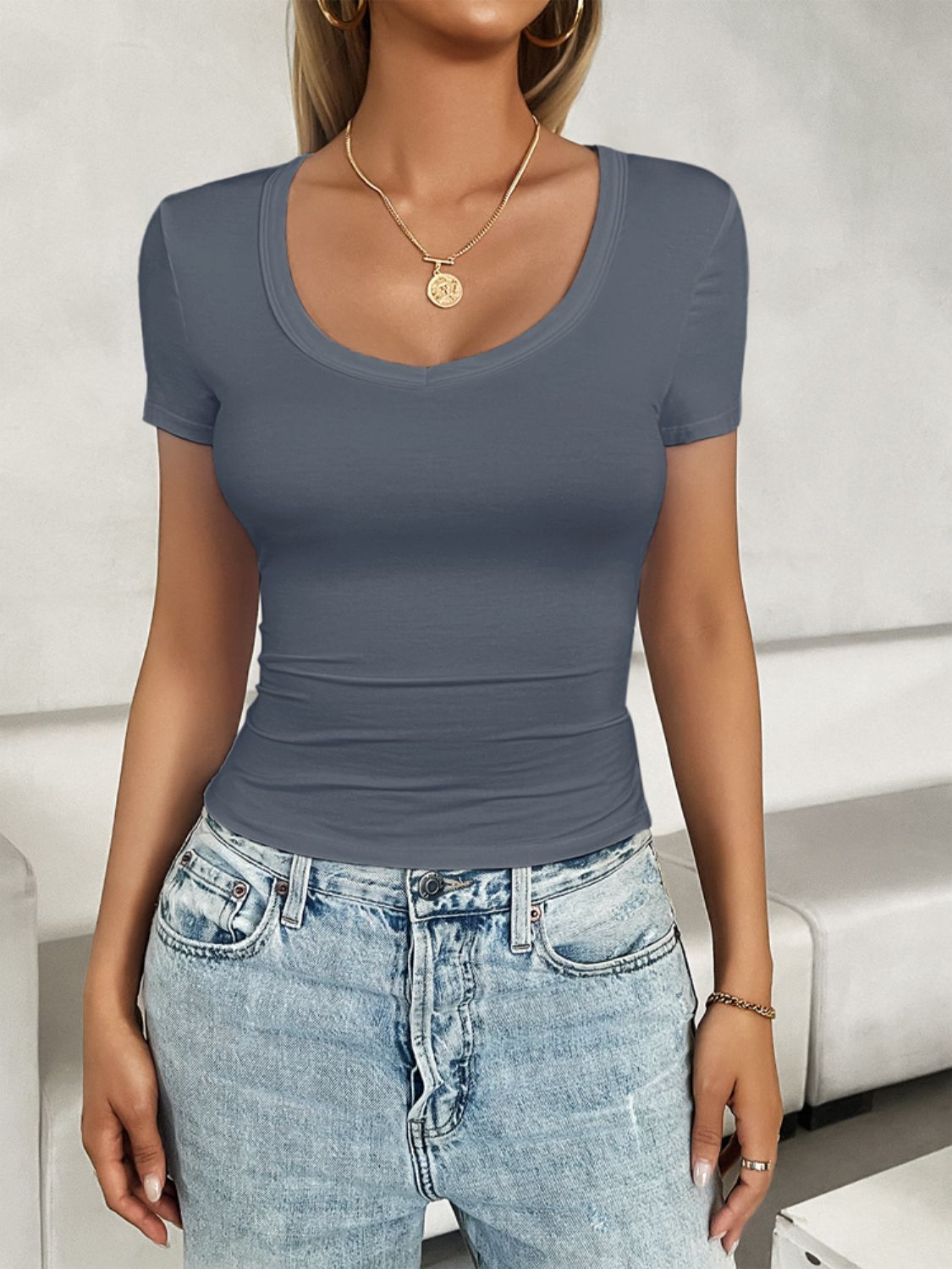 Scoop Neck Short Sleeve T-Shirt