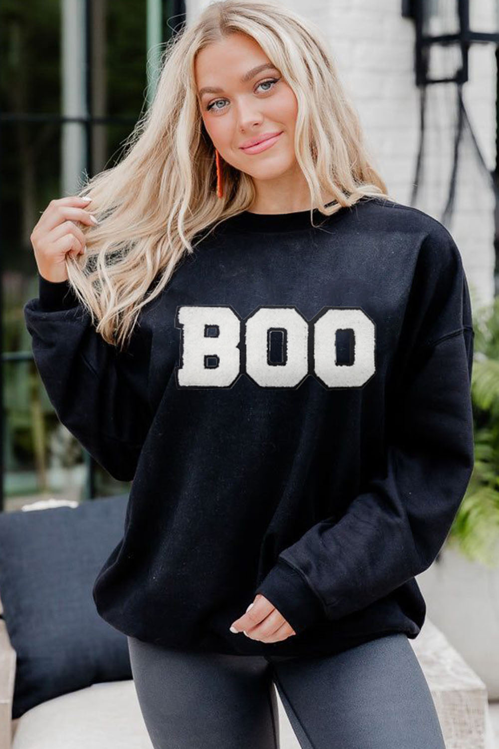 Black Chenille BOO Patched Pattern Crewneck Halloween Graphic Sweatshirt